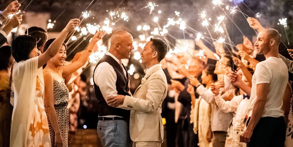 Gay Guys Being Wed